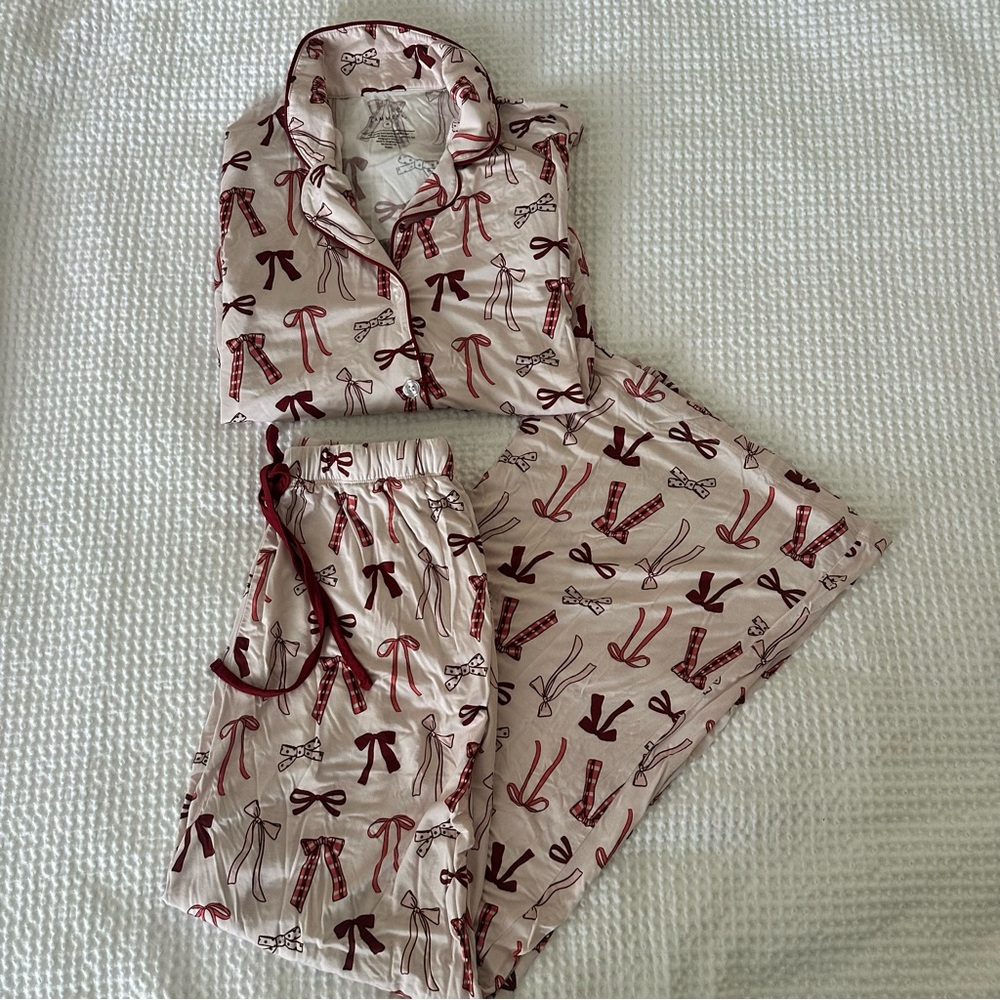 In My Jammers Bow Print Pajama Set